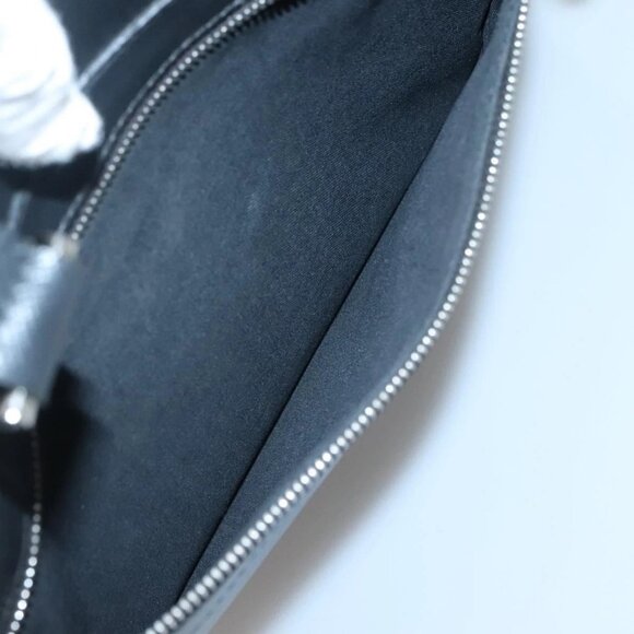 LOUIS VUITTON Taiga Igor Business Bag Boreal - Picture 11 of 16